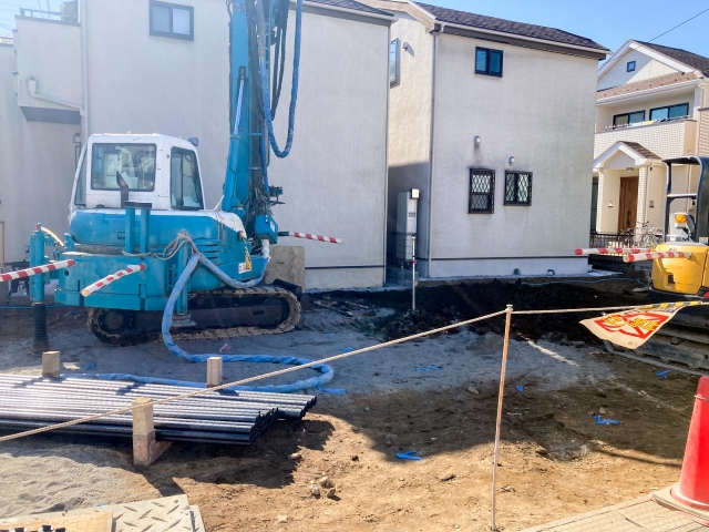 集合住宅建て替えによる地盤調査の現場